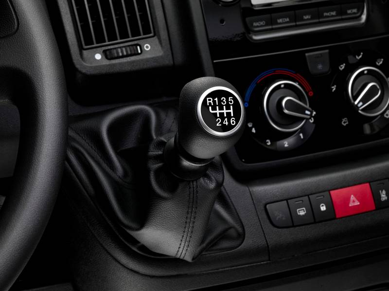 Фото автомобиля FIAT Ducato фургон (2014)